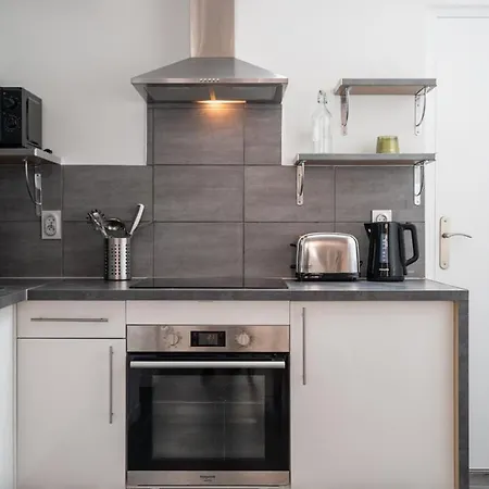 Maison 3 Chambres, Parking Gratuit&proche Métro Hébergement de vacances