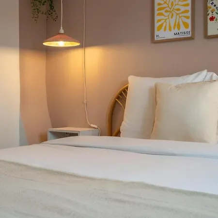 Maison 3 Chambres, Parking Gratuit&proche Métro Hébergement de vacances Croix