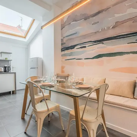 Maison 3 Chambres, Parking Gratuit & Proche Metro Semesterbostad